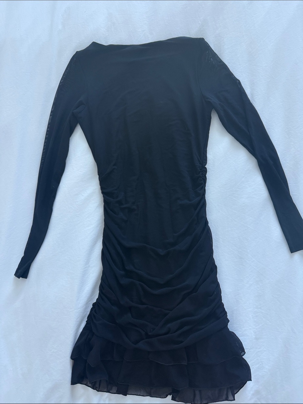 Black Long-Sleeve Ruched Ruffle Hem Dress - Picture 4 of 4